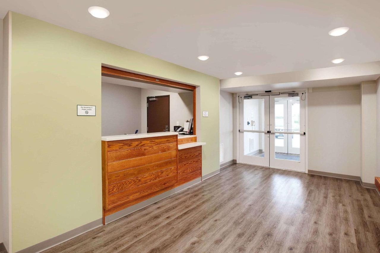 Woodspring Suites Plano - North Dallas Exterior photo